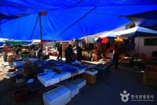 Mercado Banditbul de Muju (무주반딧불시장(무주반딧불장터) (1, 6일)) - Compras - los viajes e información turística de Corea