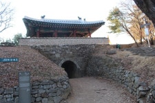 서문 관광 정보와 주변 관광 명소 및 근처 맛집 여행 정보