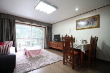 메이페어 데네브 숙박 정보와 주변 관광 명소 및 근처 맛집 여행 정보