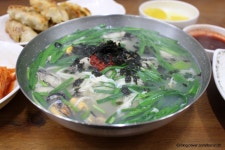 호박 해물칼국수 음식점 정보와 주변 관광 명소 및 근처 맛집 여행 정보