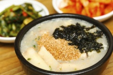 양양전통시장 (4, 9일) - 주변 여행 및 근처 관광 명소 - 국내 여행 정보와 관광 명소 정보