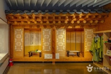 백호문학관 문화 정보와 주변 관광 명소 및 근처 맛집 여행 정보