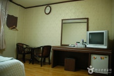 리츠모텔 숙박 정보와 주변 관광 명소 및 근처 맛집 여행 정보