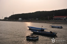 Geojampo Beach (거잠포해변) - Sightseeing - Korea travel and tourism information