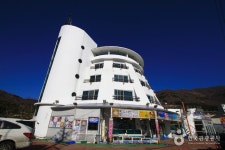 퀸크루즈 리조텔 콘도 숙박 정보와 주변 관광 명소 및 근처 맛집 여행 정보