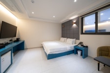 호텔레이크 숙박 정보와 주변 관광 명소 및 근처 맛집 여행 정보