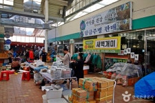 무주반딧불시장(무주반딧불장터) (1, 6일) 쇼핑 정보와 주변 관광 명소 및 근처 맛집 여행 정보