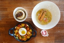 리틀보라카이 브런치&펍 음식점 정보와 주변 관광 명소 및 근처 맛집 여행 정보