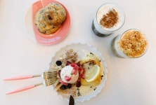 뇨니커피 음식점 정보와 주변 관광 명소 및 근처 맛집 여행 정보