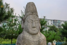 아양동 석불입상 관광 정보와 주변 관광 명소 및 근처 맛집 여행 정보