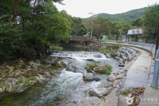 용현계곡 관광 정보와 주변 관광 명소 및 근처 맛집 여행 정보