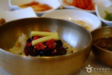 The House 갑을 음식점 정보와 주변 관광 명소 및 근처 맛집 여행 정보