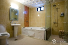 북면황토방온천장 숙박 정보와 주변 관광 명소 및 근처 맛집 여행 정보