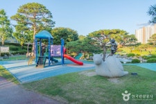 강변공원 관광 정보와 주변 관광 명소 및 근처 맛집 여행 정보