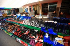 茂朱パンディップル市場（1日・6日）（무주반딧불시장（무주반딧불장터）（1, 6일）） - ショッピング - 韓国旅行・観光情報