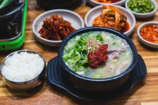 옥봉식당 음식점 정보와 주변 관광 명소 및 근처 맛집 여행 정보