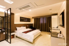 제니스관광호텔 숙박 정보와 주변 관광 명소 및 근처 맛집 여행 정보