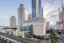 LOTTE Department Store - Konkuk Univ.Star City Store (롯데백화점 건대스타시티점) - Shopping - Korea travel and tourism... 