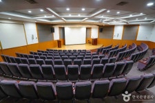 양산문화예술회관 문화 정보와 주변 관광 명소 및 근처 맛집 여행 정보