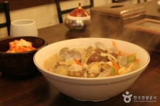 양푼이국수 음식점 정보와 주변 관광 명소 및 근처 맛집 여행 정보