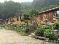 만산고을펜션(구 만산수목원펜션) 숙박 정보와 주변 관광 명소 및 근처 맛집 여행 정보