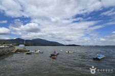 왕지등대마을 관광 정보와 주변 관광 명소 및 근처 맛집 여행 정보