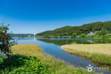 용덕저수지 관광 정보와 주변 관광 명소 및 근처 맛집 여행 정보