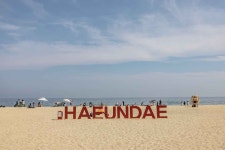 Haeundae Beach (해운대해수욕장) - Sightseeing - Korea travel and tourism information