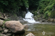 죽령폭포 관광 정보와 주변 관광 명소 및 근처 맛집 여행 정보