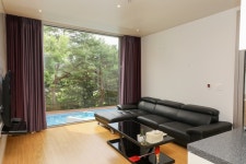 유알풀빌라펜션 숙박 정보와 주변 관광 명소 및 근처 맛집 여행 정보