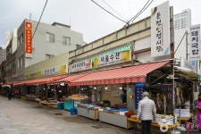 온천시장 쇼핑 정보와 주변 관광 명소 및 근처 맛집 여행 정보