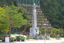 학도병충혼탑 관광 정보와 주변 관광 명소 및 근처 맛집 여행 정보