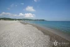 Najeong Beach (나정고운모래해변) - Sightseeing - Korea travel and tourism information