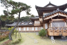 GyeongjuCheonnyeonhanok Pension (경주천년한옥펜션) - Accommodation - Korea travel and tourism information