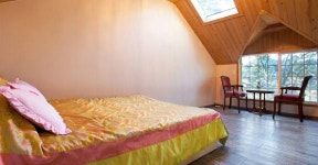 토브의 강가 숙박 정보와 주변 관광 명소 및 근처 맛집 여행 정보