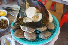 보경이네불타는조개구이 음식점 정보와 주변 관광 명소 및 근처 맛집 여행 정보