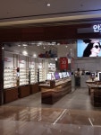 [事後免税店] Look Optical（ルックオプティカル）・ロッテワールドモール（룩옵티컬 롯데월드몰） - ショッピング - 韓国旅行・観光情報