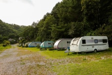 봄여름가을겨울 숙박 정보와 주변 관광 명소 및 근처 맛집 여행 정보