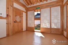 東海韓屋トンアン斎 （동해한옥 동안재） - 宿泊 - 韓国旅行・観光情報