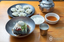 [백년가게]함흥냉면옥 음식점 정보와 주변 관광 명소 및 근처 맛집 여행 정보