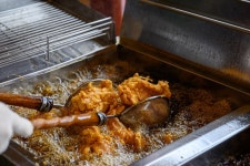 옛날통닭 (용평) 음식점 정보와 주변 관광 명소 및 근처 맛집 여행 정보