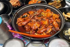 신진식당 음식점 정보와 주변 관광 명소 및 근처 맛집 여행 정보