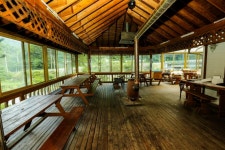 봄여름가을겨울 숙박 정보와 주변 관광 명소 및 근처 맛집 여행 정보