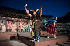 한옥자원활용 야간상설공연 전주마당창극 천하맹인이 눈을 뜬다 2017 - 뽐뿌:축제정보 한옥자원활용 야간상설공연 전주마당창극... 