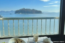 항도횟집 음식점 정보와 주변 관광 명소 및 근처 맛집 여행 정보