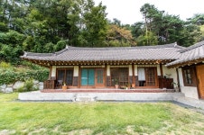 르꼬따쥬 관광 정보와 주변 관광 명소 및 근처 맛집 여행 정보