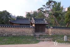 Daejeon Hoedeok Dongchundang Park (대전 회덕 동춘당 공원) - Sightseeing - Korea travel and tourism information