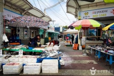 불로전통시장 쇼핑 정보와 주변 관광 명소 및 근처 맛집 여행 정보