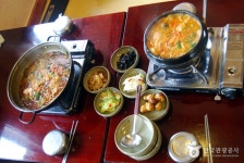 강촌매운탕 음식점 정보와 주변 관광 명소 및 근처 맛집 여행 정보