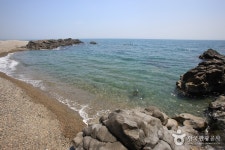 Jusangjeolli Cliff of Gangdong Hwaam Village (강동 화암 주상절리) - Sightseeing - Korea travel and tourism information